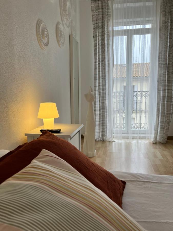 Hotel Les Enfants Terribles Villeneuve-lès-Béziers Esterno foto